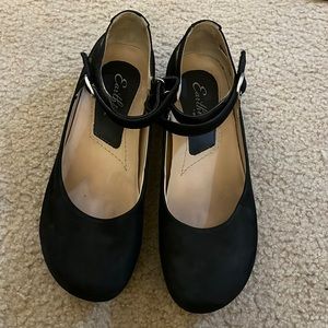 Earthies by Earth shoes Capri.